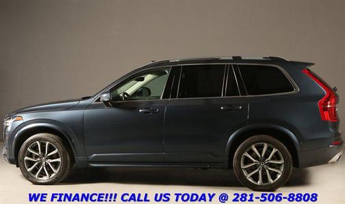 2018 Volvo XC90 T6 Momentum