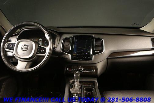 2018 Volvo XC90 T6 Momentum