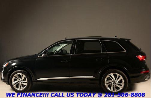 Mythos Black Metallic 2023 Audi Q7 55 Premium Plus