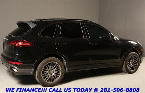 2017 Porsche Cayenne Platinum Edition