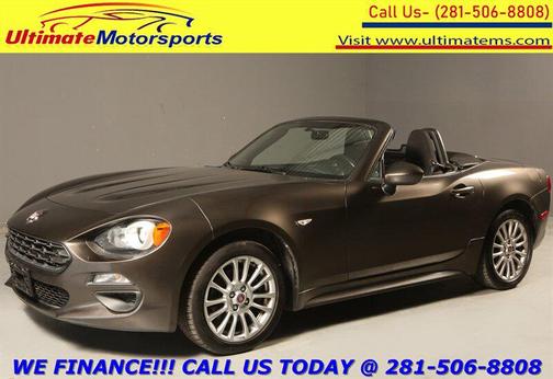 2017 FIAT 124 Spider Base