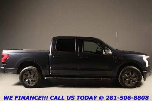 2022 Ford F-150 Lightning LARIAT