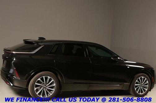 2024 Cadillac LYRIQ Sport