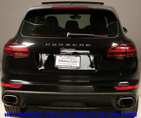2017 Porsche Cayenne Platinum Edition