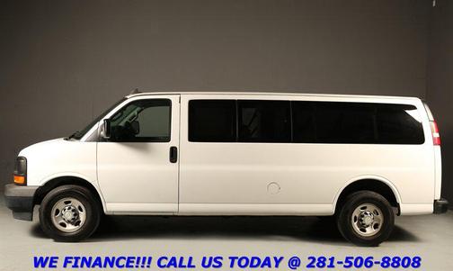 2017 Chevrolet Express 3500 LS