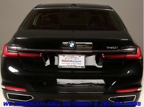 2022 BMW 750 Li