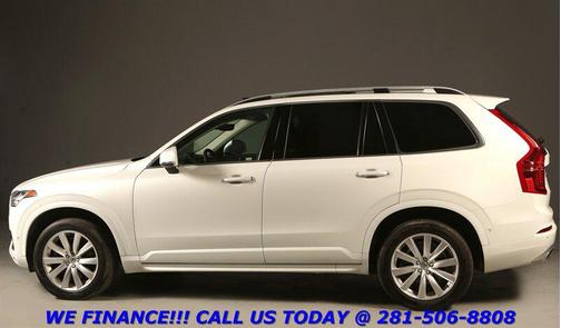 2017 Volvo XC90 T5 Momentum