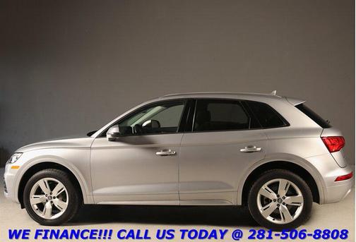 Florett Silver Metallic 2018 Audi Q5 2.0T Premium