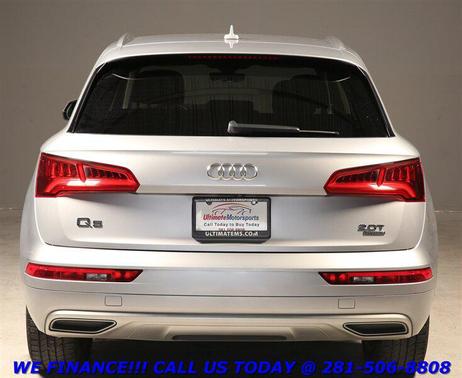 Florett Silver Metallic 2018 Audi Q5 2.0T Premium