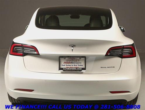 Pearl White Multi-Coat 2022 Tesla Model 3 Long Range