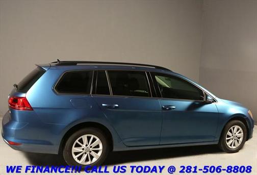 2016 Volkswagen Golf SportWagen TSI S 4-Door
