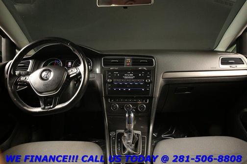 2019 Volkswagen e-Golf SE