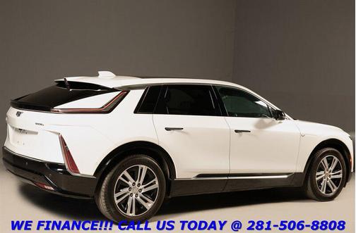 2024 Cadillac LYRIQ Tech