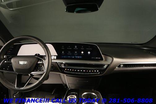 2024 Cadillac LYRIQ Sport