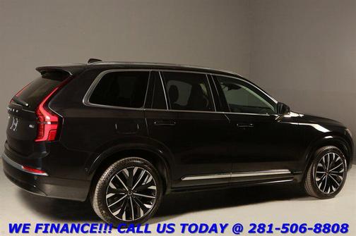 2025 Volvo XC90 B6 Plus 7-Seater