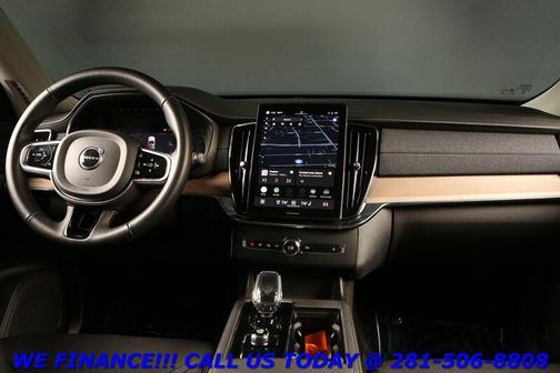 2025 Volvo XC90 B6 Plus 7-Seater