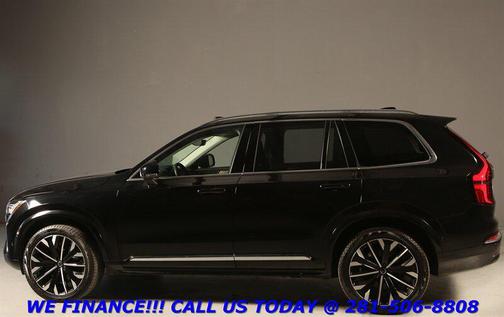 2025 Volvo XC90 B6 Plus 7-Seater