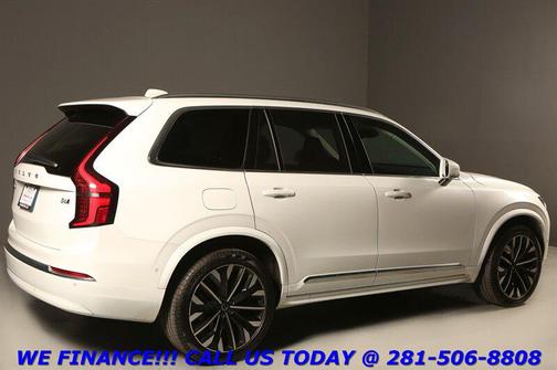 2025 Volvo XC90 B6 Plus 7-Seater