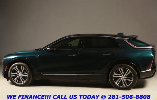 2024 Cadillac LYRIQ V