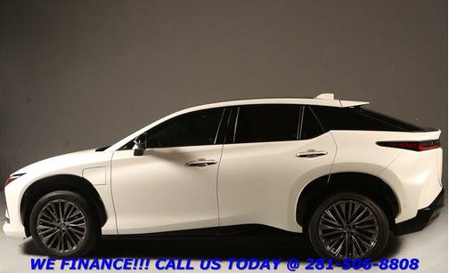 2023 Lexus RZ 450e Luxury