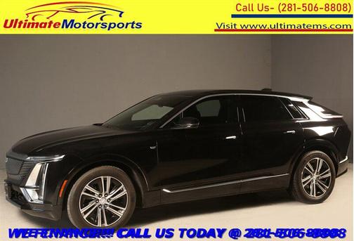 Stellar Black Metallic 2024 Cadillac LYRIQ Luxury