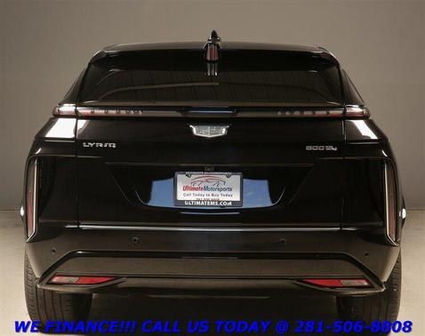 Stellar Black Metallic 2024 Cadillac LYRIQ Luxury