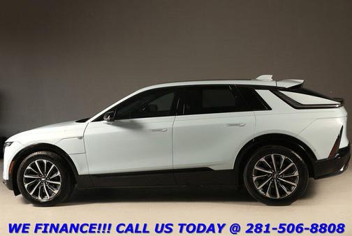 Nimbus Metallic 2024 Cadillac LYRIQ V