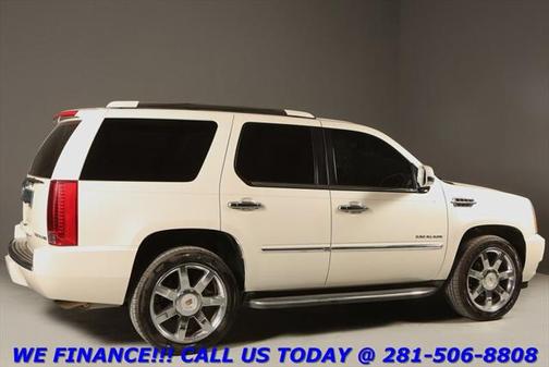 2011 Cadillac Escalade Luxury