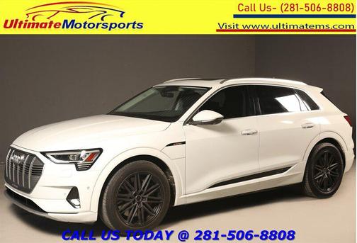 Glacier White Metallic 2019 Audi e-tron Premium Plus