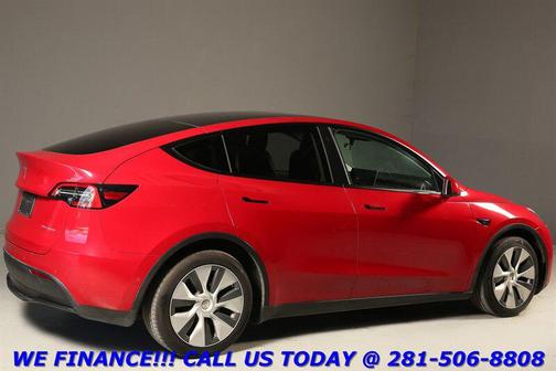 2022 Tesla Model Y Long Range Dual Motor All-Wheel Drive