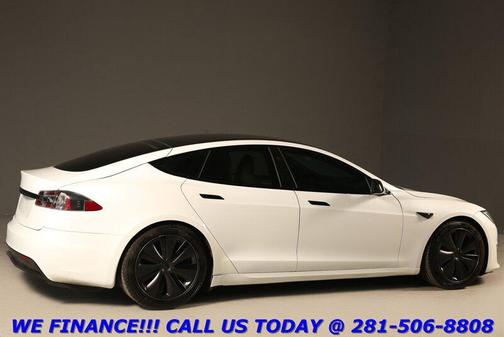 Pearl White Multi-Coat 2022 Tesla Model S Dual Motor All-Wheel Drive