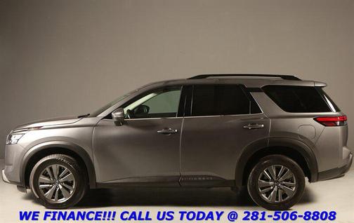 2023 Nissan Pathfinder SV FWD