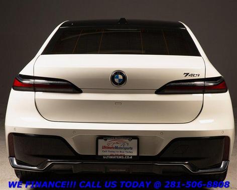 Alpine White 2023 BMW 740 i