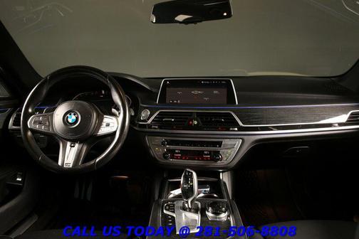 Donington Gray Metallic 2022 BMW 750 i xDrive