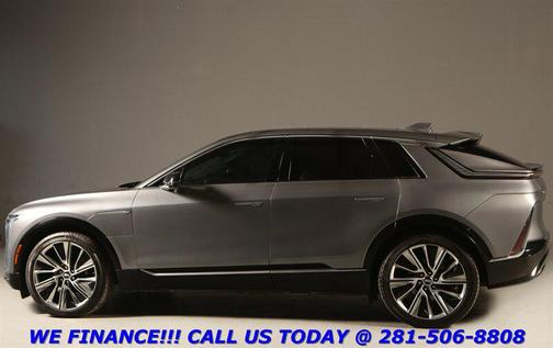 2023 Cadillac LYRIQ V