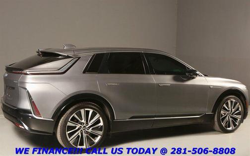 2023 Cadillac LYRIQ V