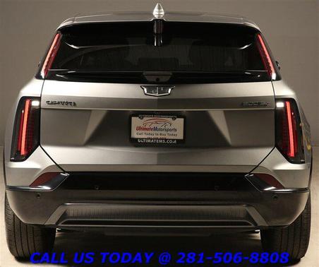 Argent Silver Metallic 2025 Cadillac OPTIQ Sport 1 AWD