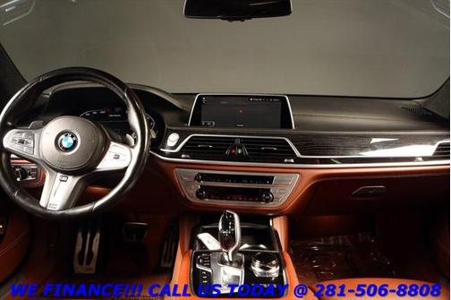 2022 BMW M760 xDrive