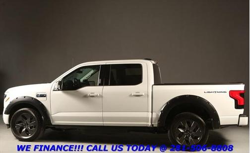 2024 Ford F-150 Lightning Flash