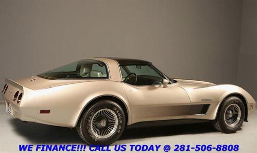 1982 Chevrolet Corvette 1982 Collector Edition TARGA TOP AUTO 17K MILES!!