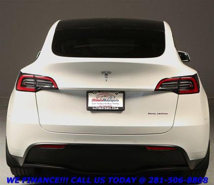 2022 Tesla Model Y Long Range Dual Motor All-Wheel Drive