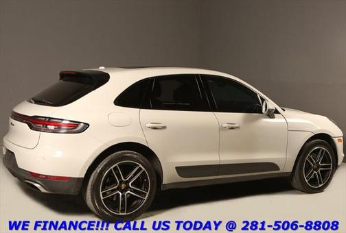 2021 Porsche Macan Base