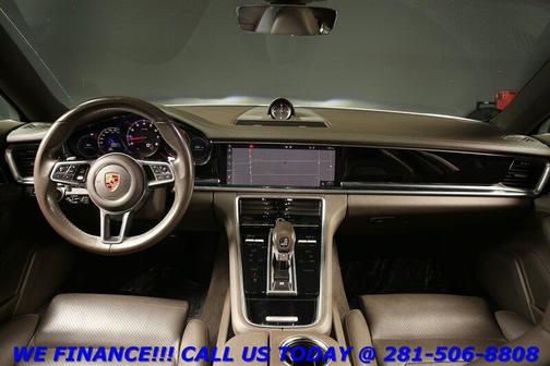 2018 Porsche Panamera 4