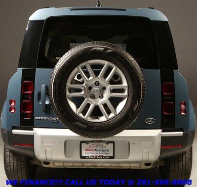 2022 Land Rover Defender 110 SE