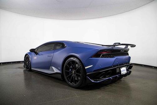 2017 Lamborghini Huracan LP610-4 Avio