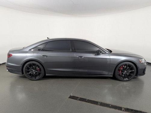 2024 Audi S8 4.0T