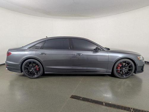 2024 Audi S8 4.0T