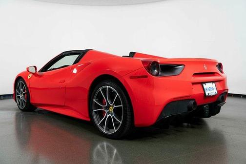 2018 Ferrari 488 Spider Base