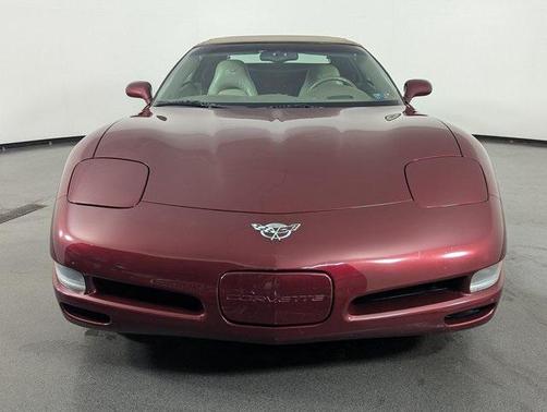 2003 Chevrolet Corvette Base