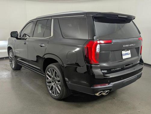 Onyx Black 2025 GMC Yukon Denali Ultimate